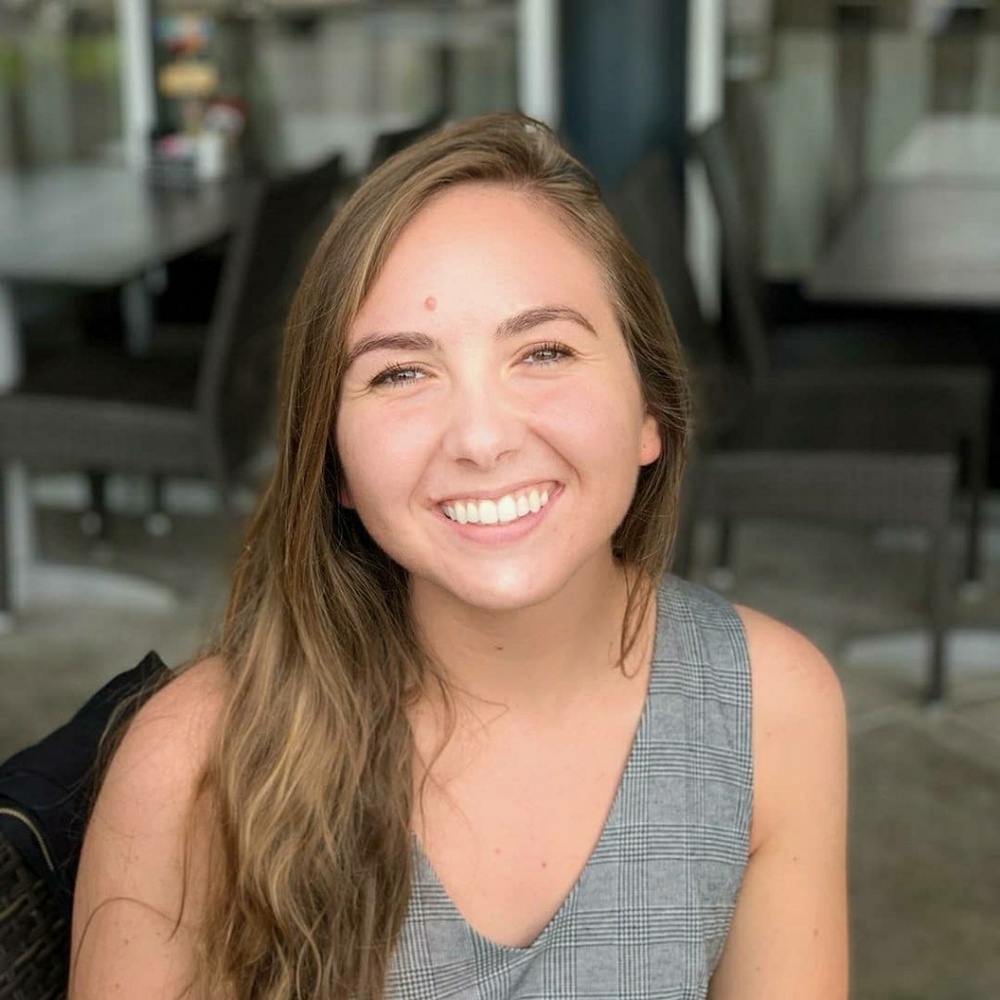 Meet your Posher, Kendra